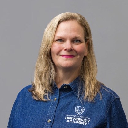 Laura Reeves
